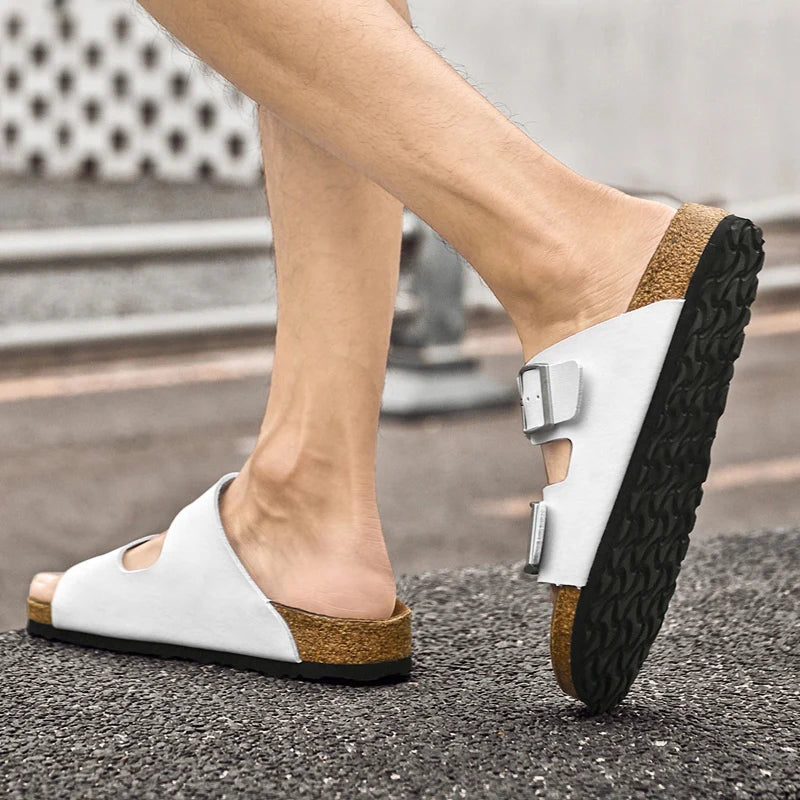 Man Casual Leather Sandal for Men Beach Breathable Antiskid  Sandals Designer Flat Designer Shoes Comfy Slipper Original Summer