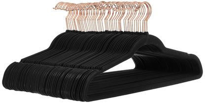 Amazon Basics Slim, Velvet, Non-Slip Clothes Suit Hangers - Sasa
